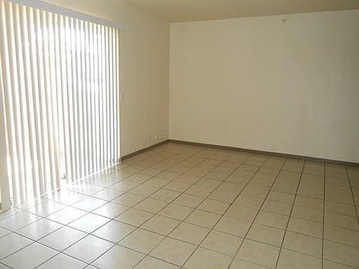 3rd image of 87 Highland Park Ct