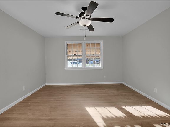 2nd image of 20 Arden Rd