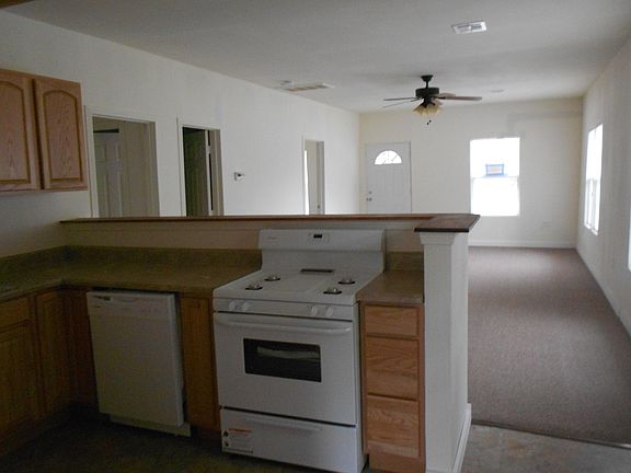 5th image of 705 N Pine St