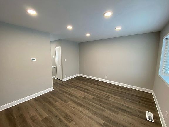3rd image of 19624 S Redwood Ln