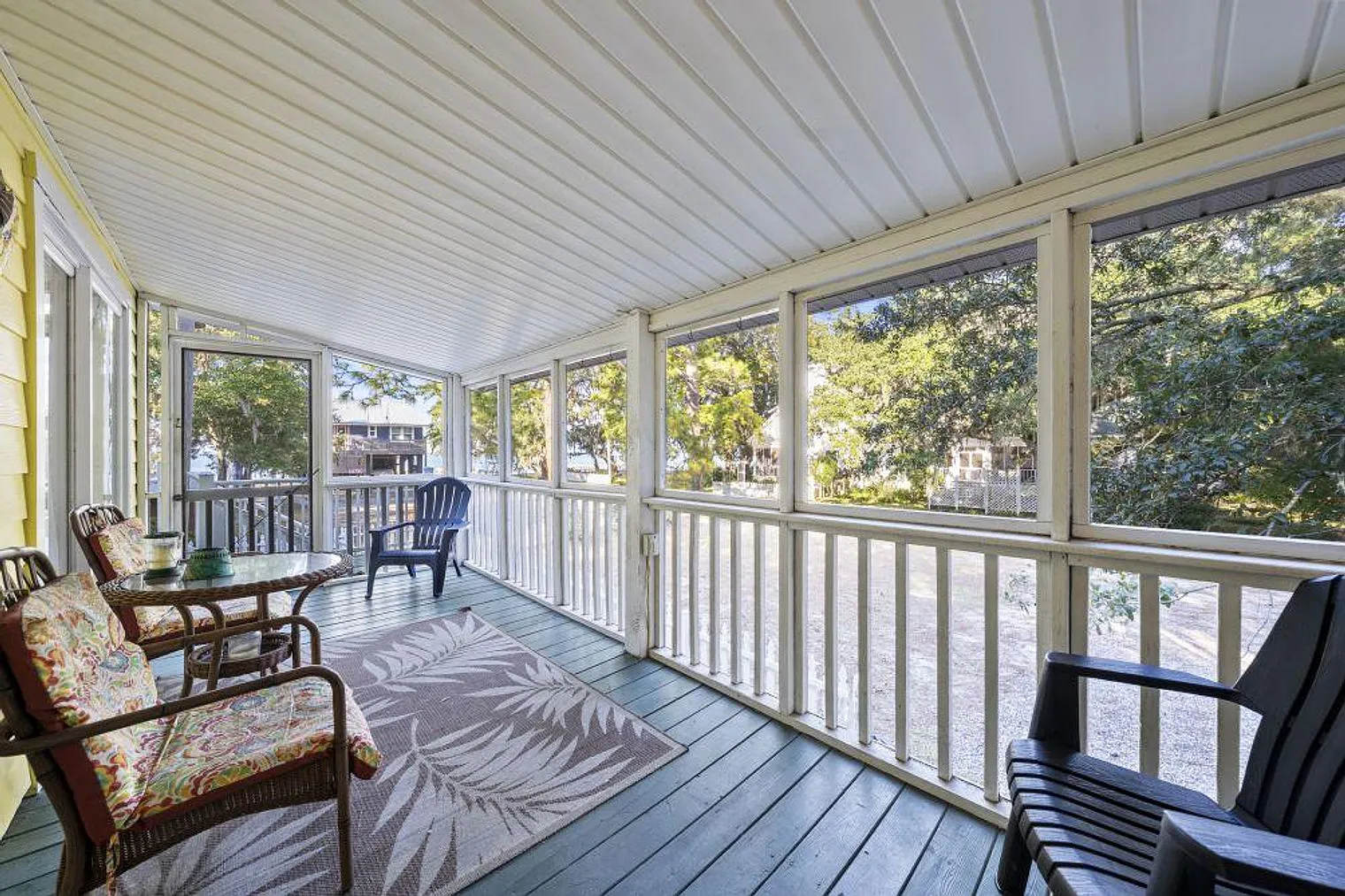 2 bed, 1.0 bath, 1194 sqft, $3,600 — Photo 4