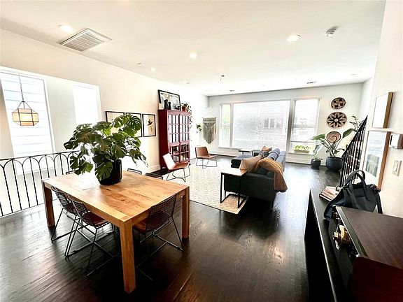 5th image of 4119 Driscoll St