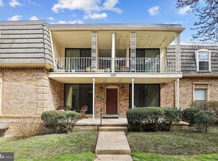 3127 Patrick Henry Dr APT 227, Falls Church, VA 22044