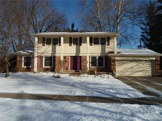 1st image of 41340 Crabtree Ln