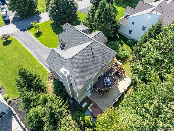 4th image of 4 Harris Court