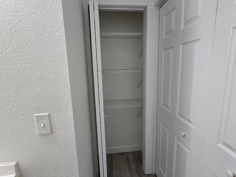 1520 W Lynn St — Photo 12