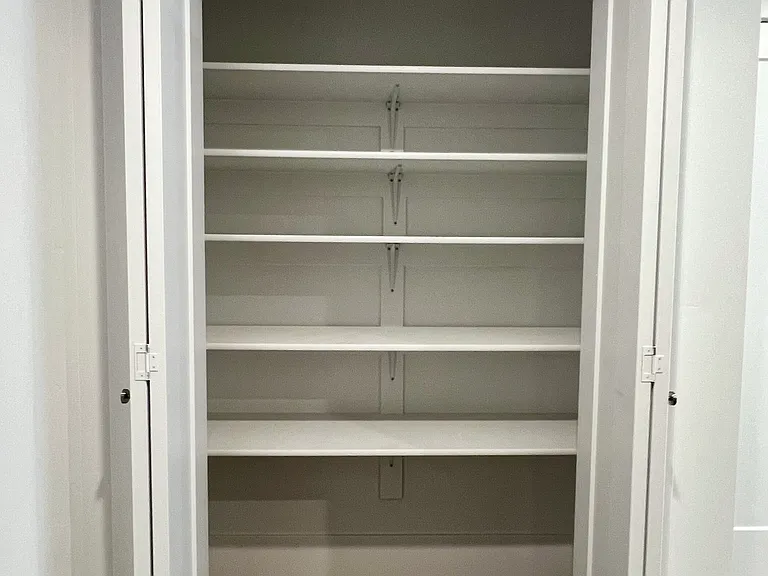 Kitchen pantry