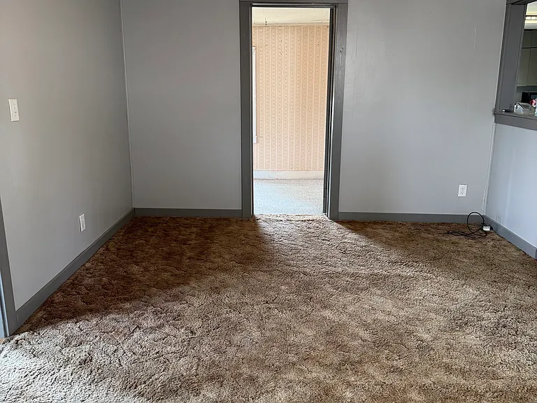 215 N Canada St — Photo 12