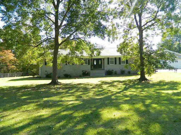 80 Honeysuckle Ln, Lexington, TN 38351