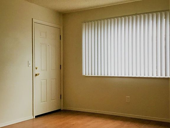 2nd image of 615 SE 187th Ave APT 14