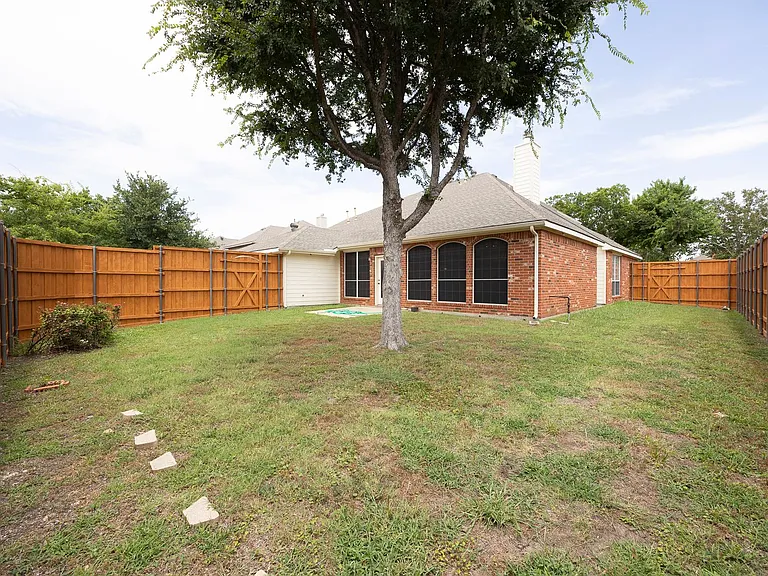 3103 Kingsbury Dr — Photo 38