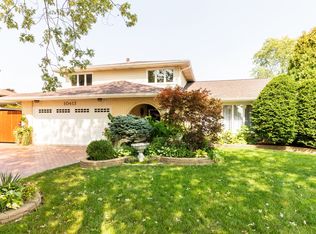 10413 Winter Park Dr, Palos Hills, IL