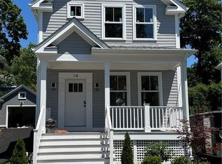 14 Duke St, East Greenwich, RI 02818