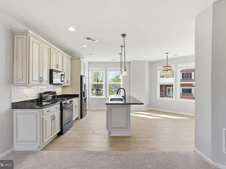 8923 Quarry Rd — Photo 11