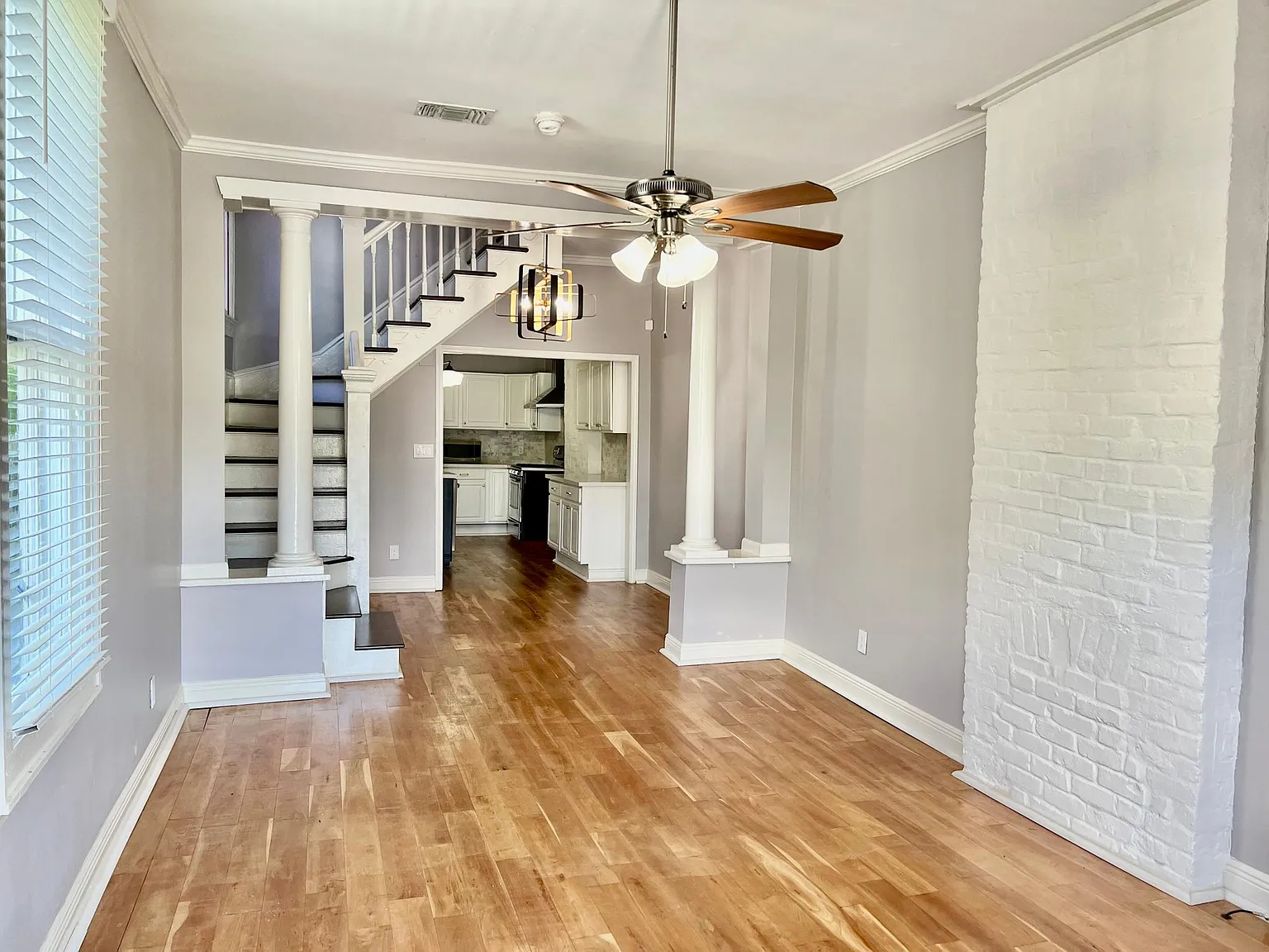 3 bed, 1450 sqft, $2,400 — Photo 3