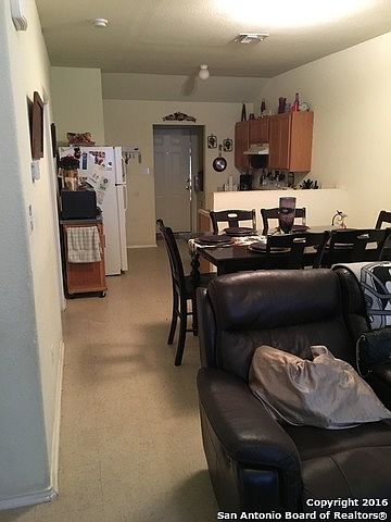2nd image of 1336 W Gerald Ave