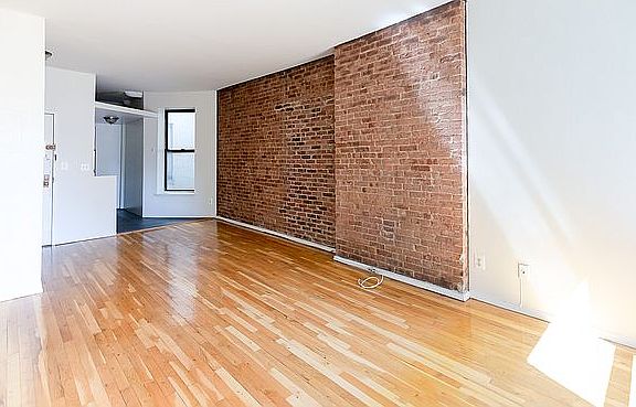 3rd image of 303 E 94th St APT 2J