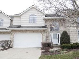 12792 Cheiftain Ct, Lemont, IL 60439