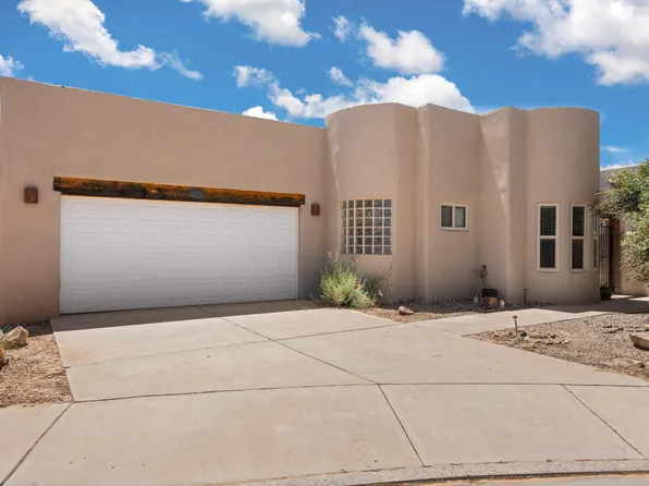 2259 Calle De Alifas SW, Los Lunas, NM 87031