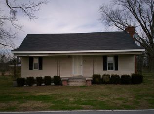 394 Haw Branch Rd, Richlands, NC 28574