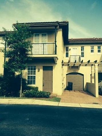 1st image of 6925 Julia Gardens Dr #2