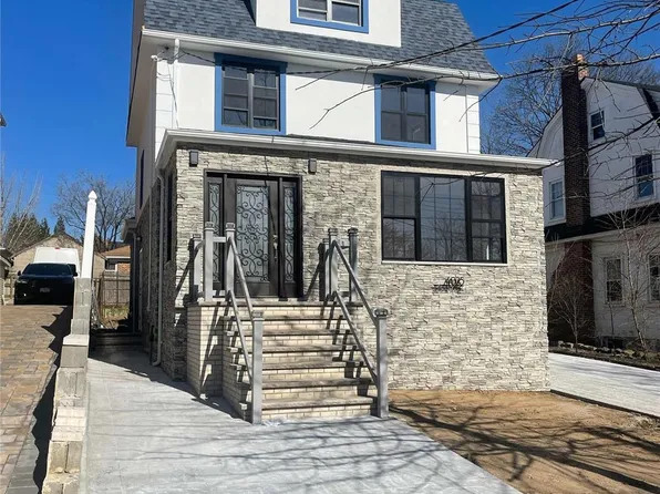 40-25 217th Street, Bayside, NY 11361