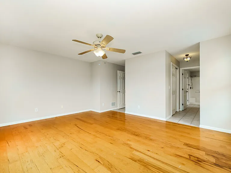 4213 Berkeley Dr — Photo 10