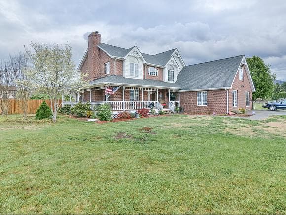 1st image of 108 Creola Ln