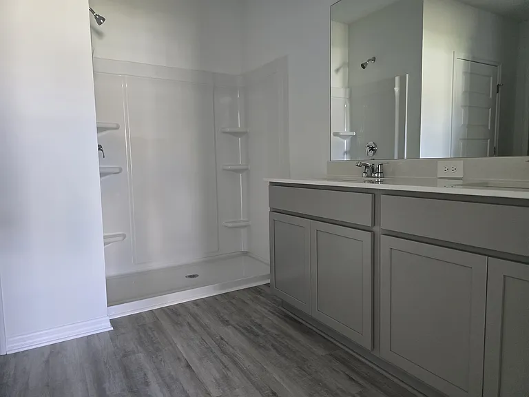 231 Taylor Groves St — Photo 16