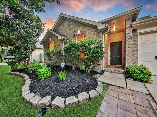 17210 Red River Trl, Houston, TX 77095