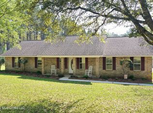94 Harlon Ward Rd, Silver Creek, MS 39663