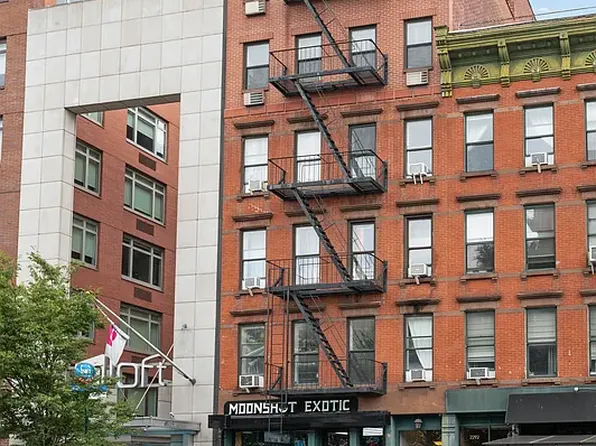 2294 Frederick Douglass Boulevard image 17 of 17