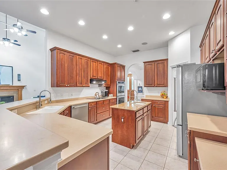 1507 W Windhorst Rd — Photo 26