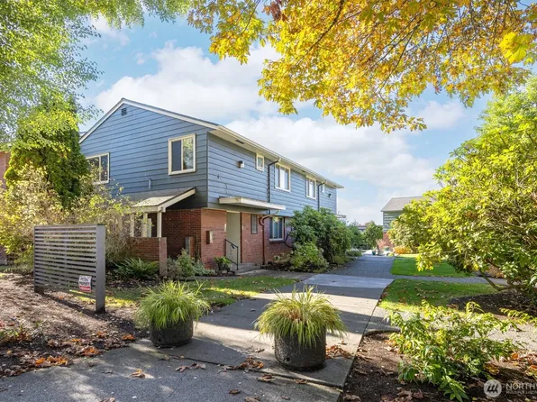 901 N Forest Street #123, Bellingham, WA 98225