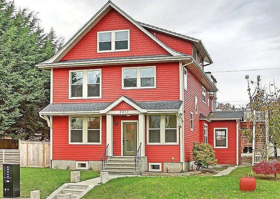 Welcome Home the Admiral Five! Historic Craftsman