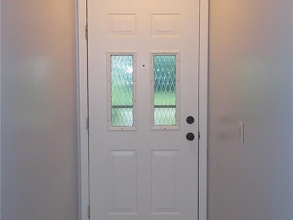 2nd image of 842 Pine Needles Dr