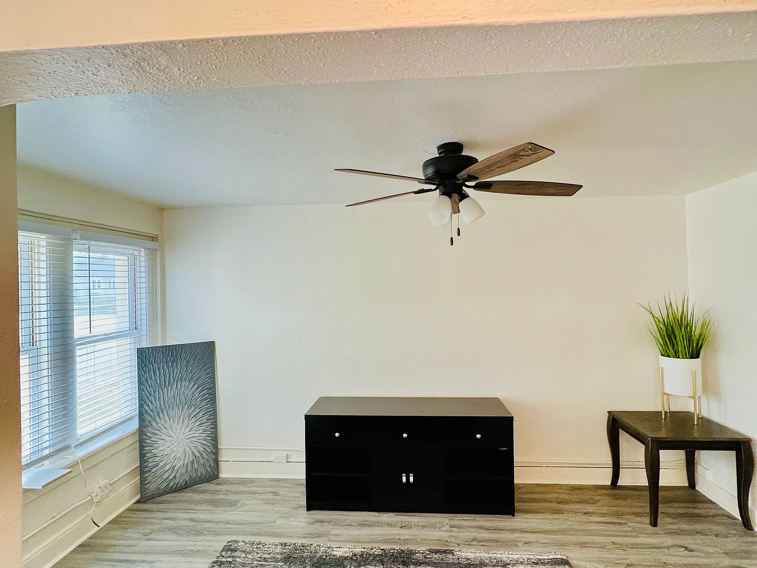 1 bed, $1,295 — Photo 2