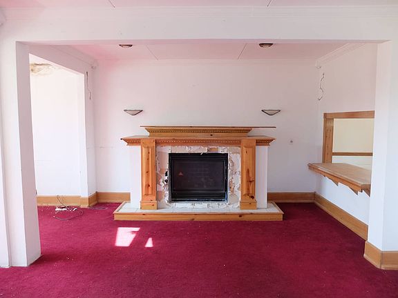 5th image of 24 Eaton St