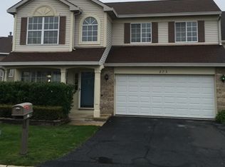 873 Dogwood Ln, Lake In The Hills, IL 60156