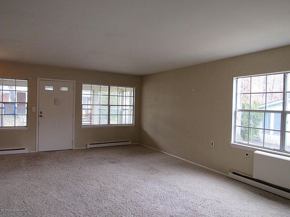 4th image of 144A Farrington Ct
