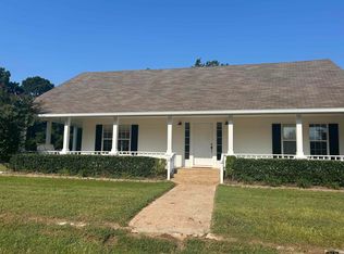 403 E Front St, Arp, TX 75750