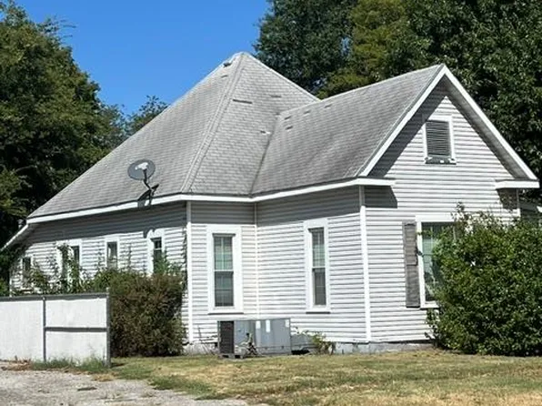 508 W 4th St, Pittsburg, KS 66762