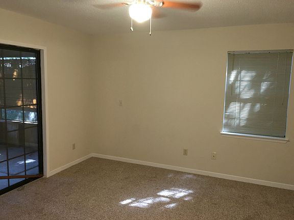 4th image of 88 4th St