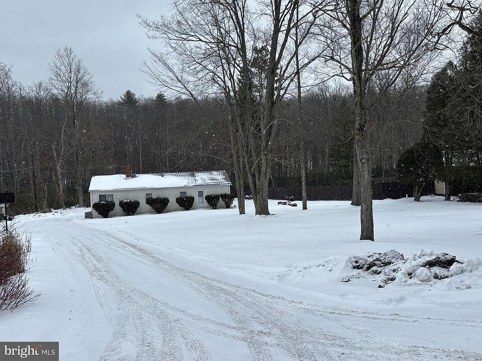 2nd image of 527 Mallard Rd