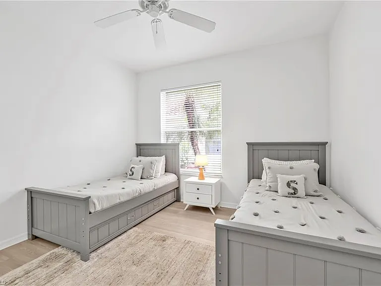 8924 Ventura Way — Photo 20