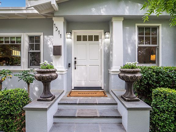 4th image of 1311 Palm Ave
