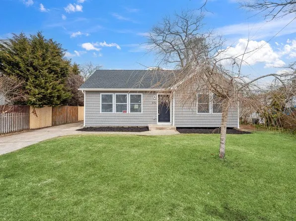 122 Myrtle Avenue, West Islip, NY 11795