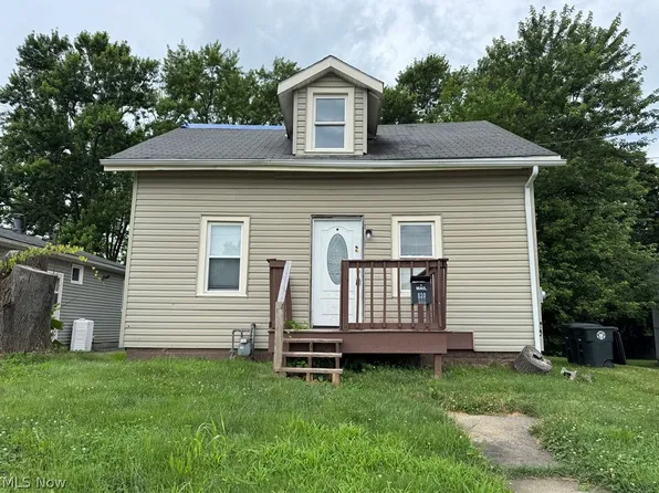 520 Ardella Ave, Akron, OH 44306