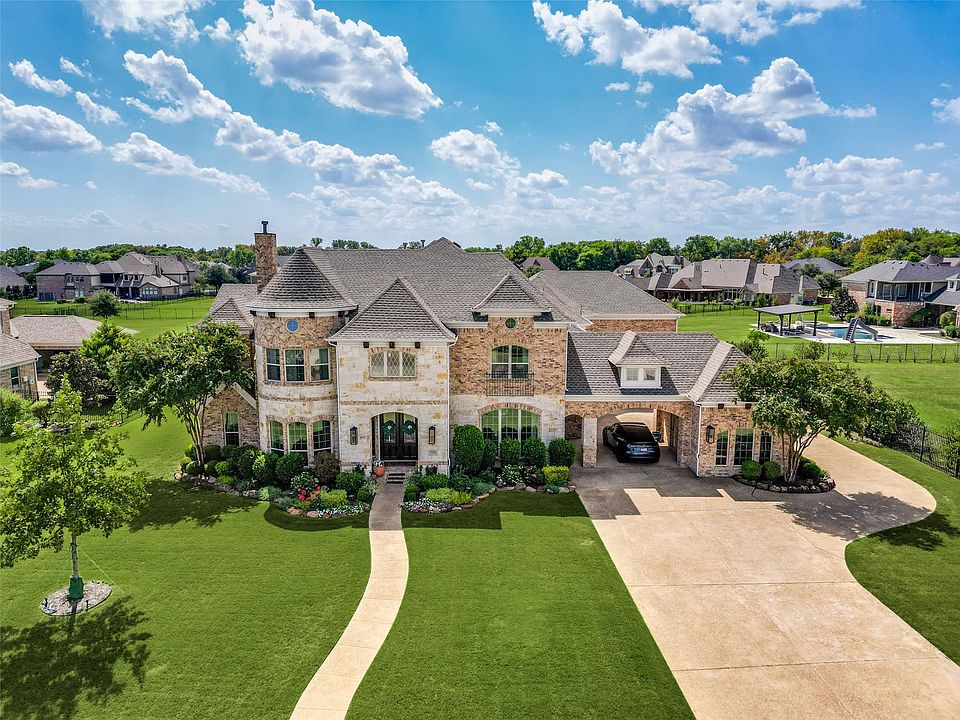 1st image of 7300 Forest Bend Dr