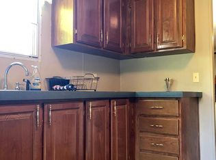 16688 Highlands Pkwy, Whitetop, VA 24292